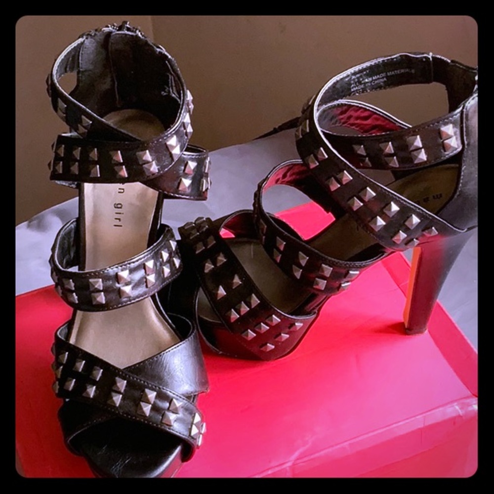 Madden girl studded heals